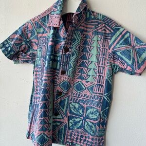 👦 boy bundle 5/$10 Boy’s Aloha Shirt